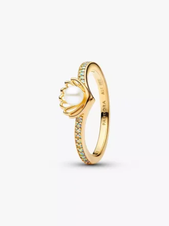 disney prinsessan ariels ring med behandlad stvattensprla i form av ett snckskal 14 karats guldpltering 2 330x440 - Disney-prinsessan Ariels ring med behandlad s&ouml;tvattensp&auml;rla i form av ett sn&auml;ckskal, 14 karats guldpl&auml;tering